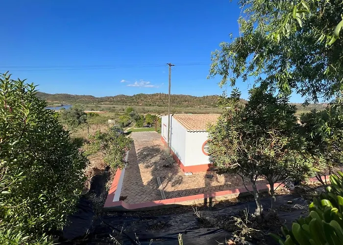 Semesterbostad Quinta With Orange And Lemon Trees