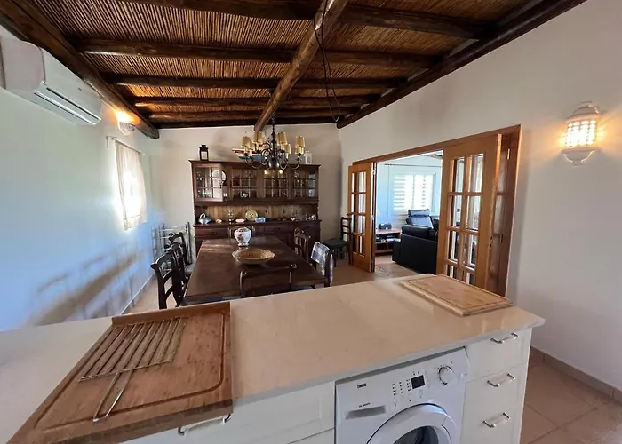 Quinta With Orange And Lemon Trees Semesterbostad